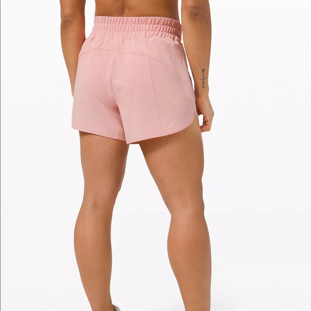 NWT Lululemon Track That Mid-Rise Lined Short 5"
